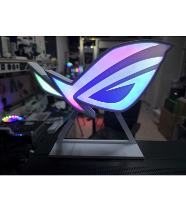 White Asus Strix Masaüstü Aksesuar