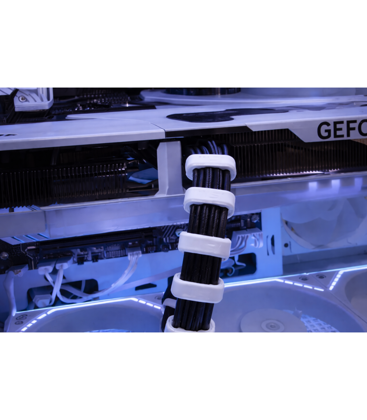 GPU Kablo Klipsi – Ekran Kartı Kablo Düzenleyici